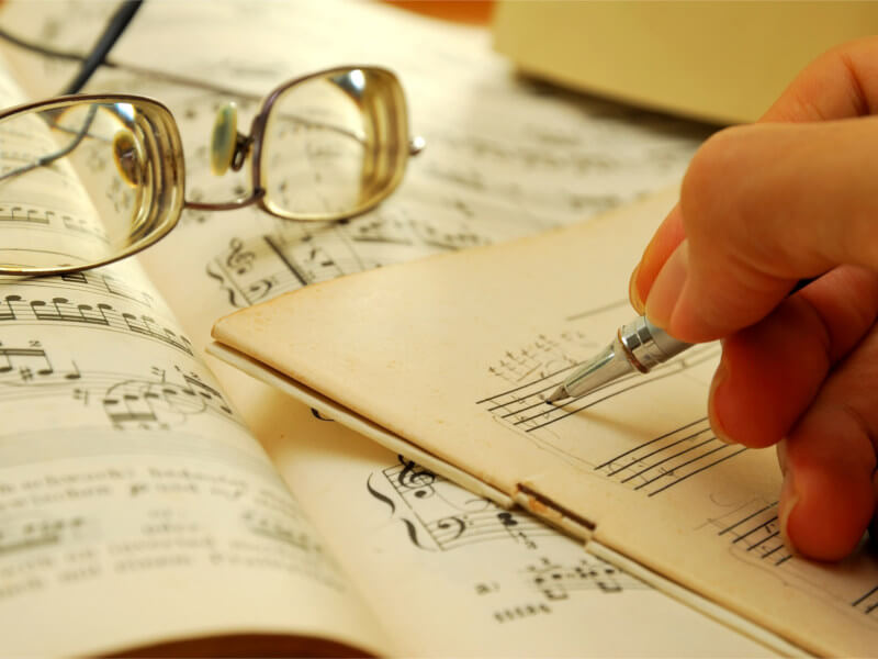 Music theory lessons main image