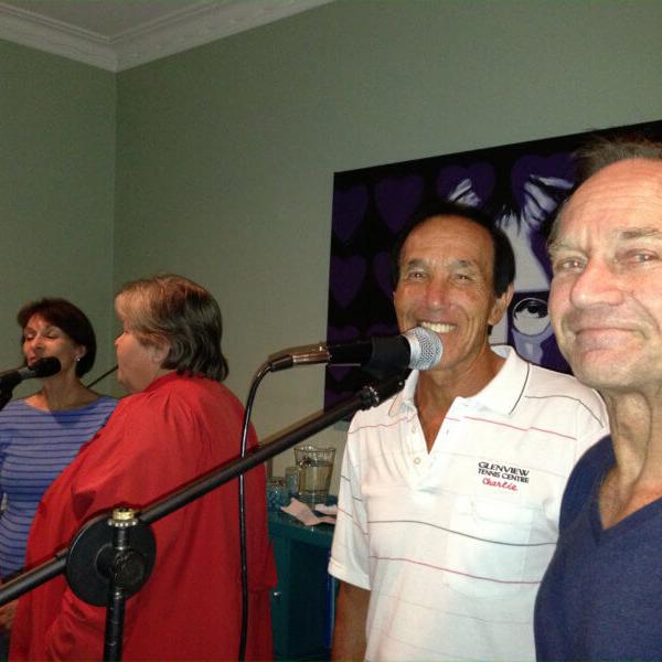 AM4U offers adult singing tuition in a group atmosphere. Adult group lessons main image